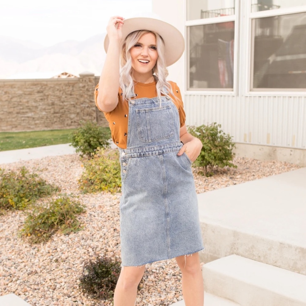 TNR - Denim Overall Skirt with Raw Hem - Picture 2 of 7